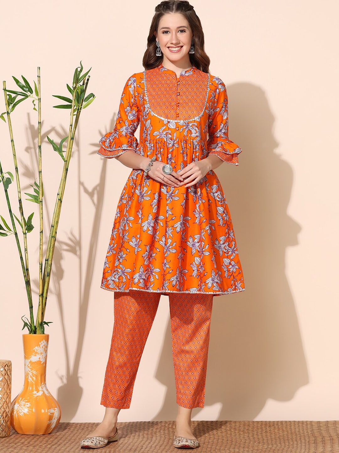 

FASHION DREAM Floral Printed A-Line Kurta & Trousers, Orange