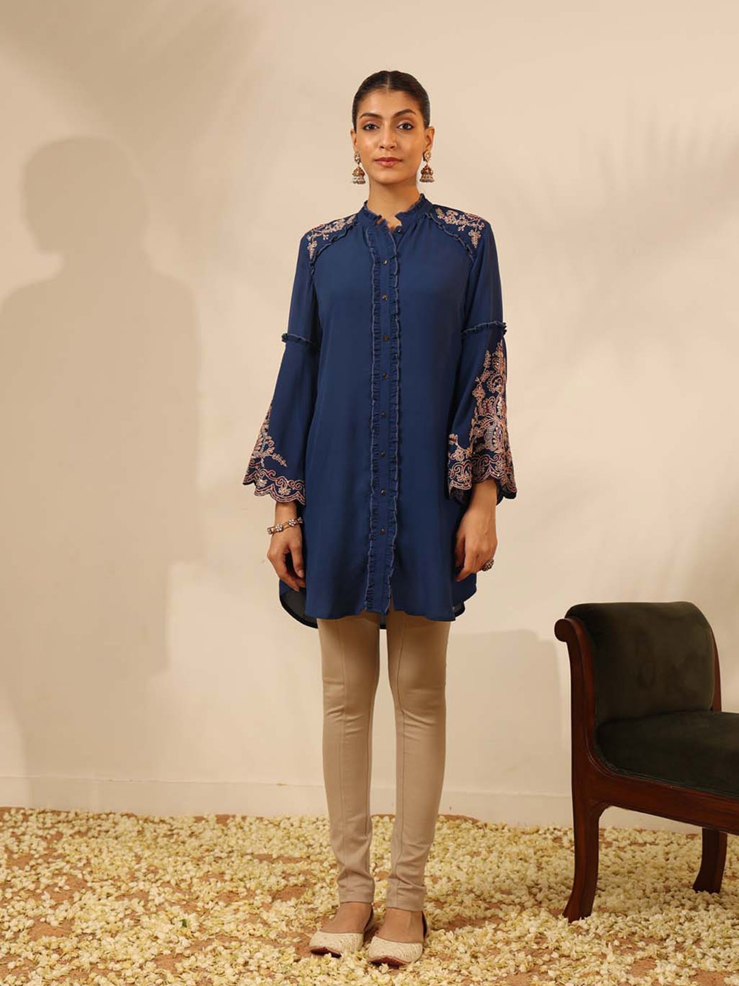 

Lakshita Mandarin Collar Floral Embroidered Tunic, Blue