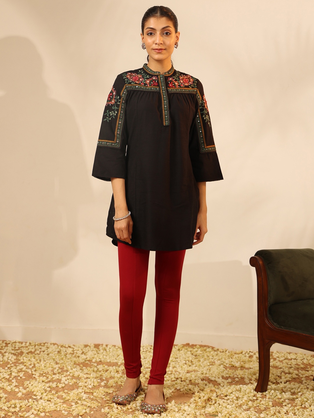 

Lakshita Floral Embroidered Mandarin Collar Tunic, Black