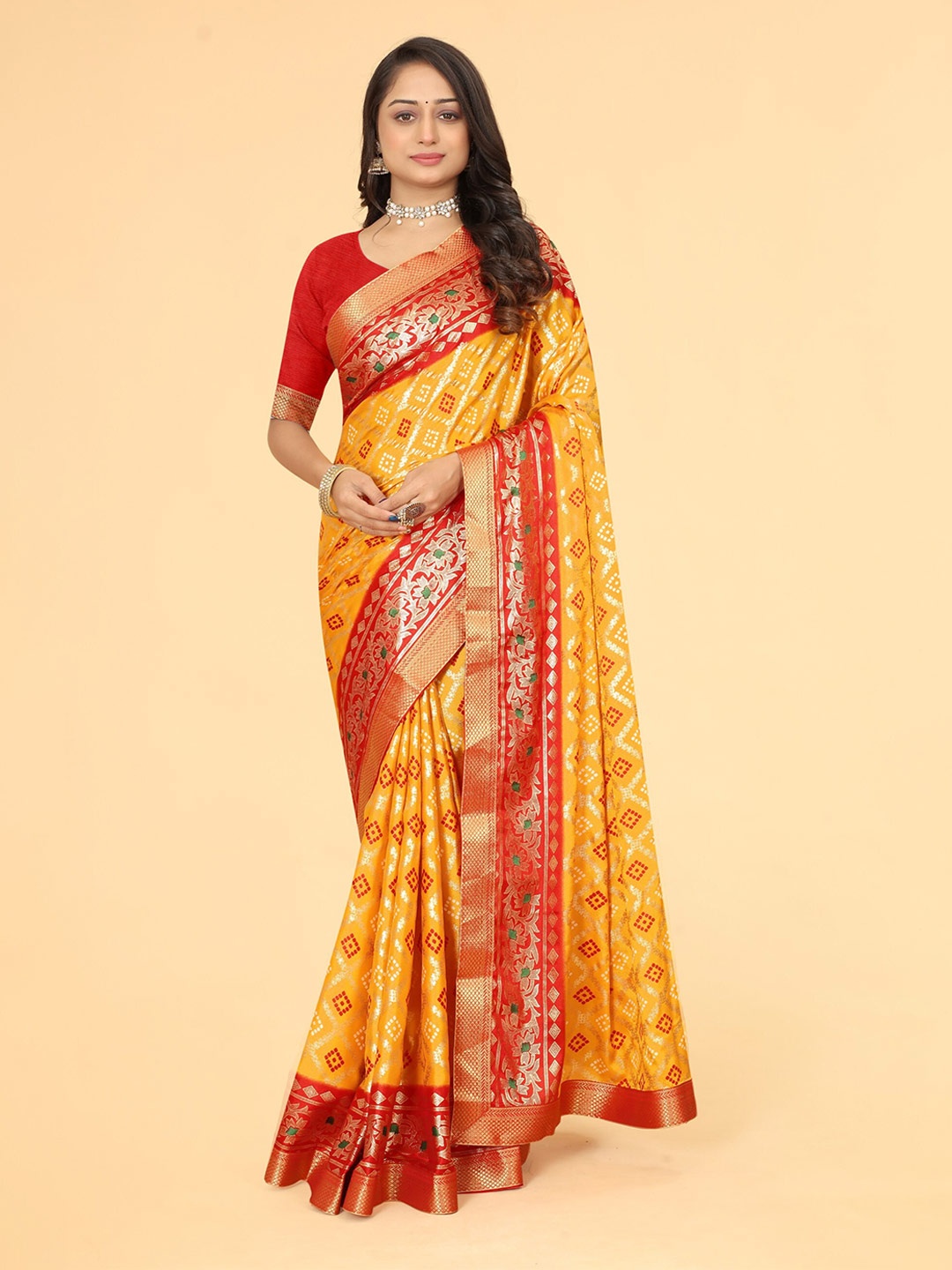 

B4ME.COM Ethnic Motif Printed Zari Patola Saree, Mustard