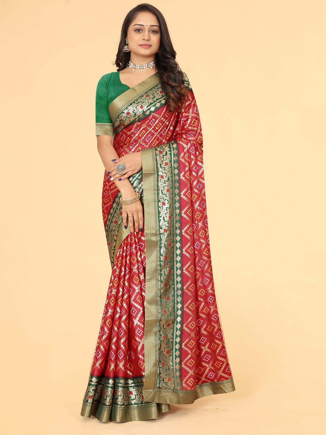 

B4ME.COM Ethnic Motif Printed Zari Patola Saree, Red