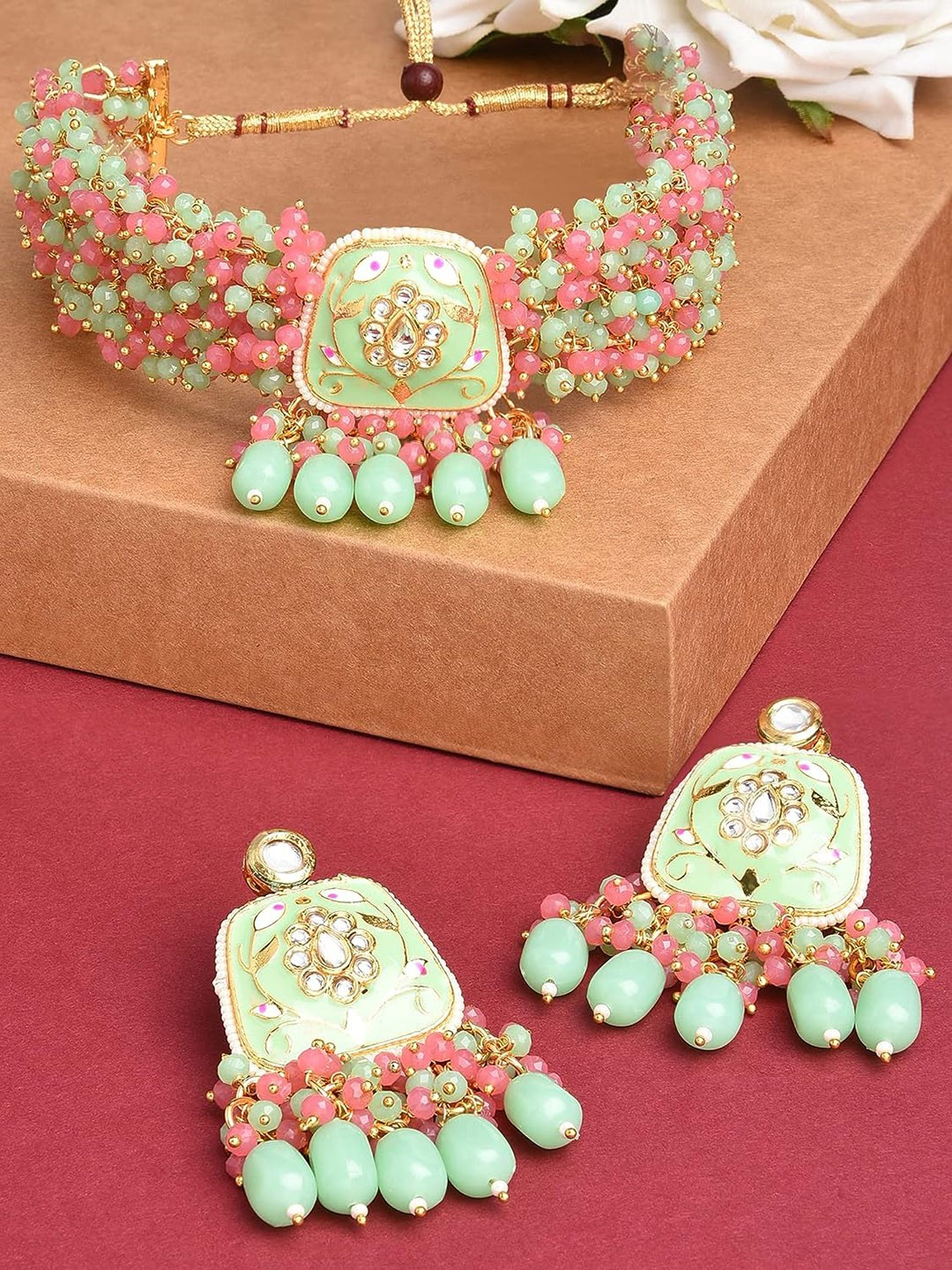 

Anouk Gold Plated Kundan Studded & Beaded Jewellery Set