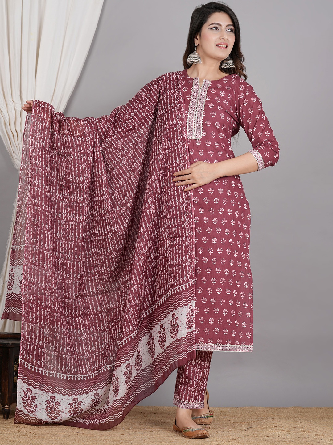 

ZOYOTO Floral Printed Regular Pure Cotton Kurta With Trousers & Dupatta, Maroon