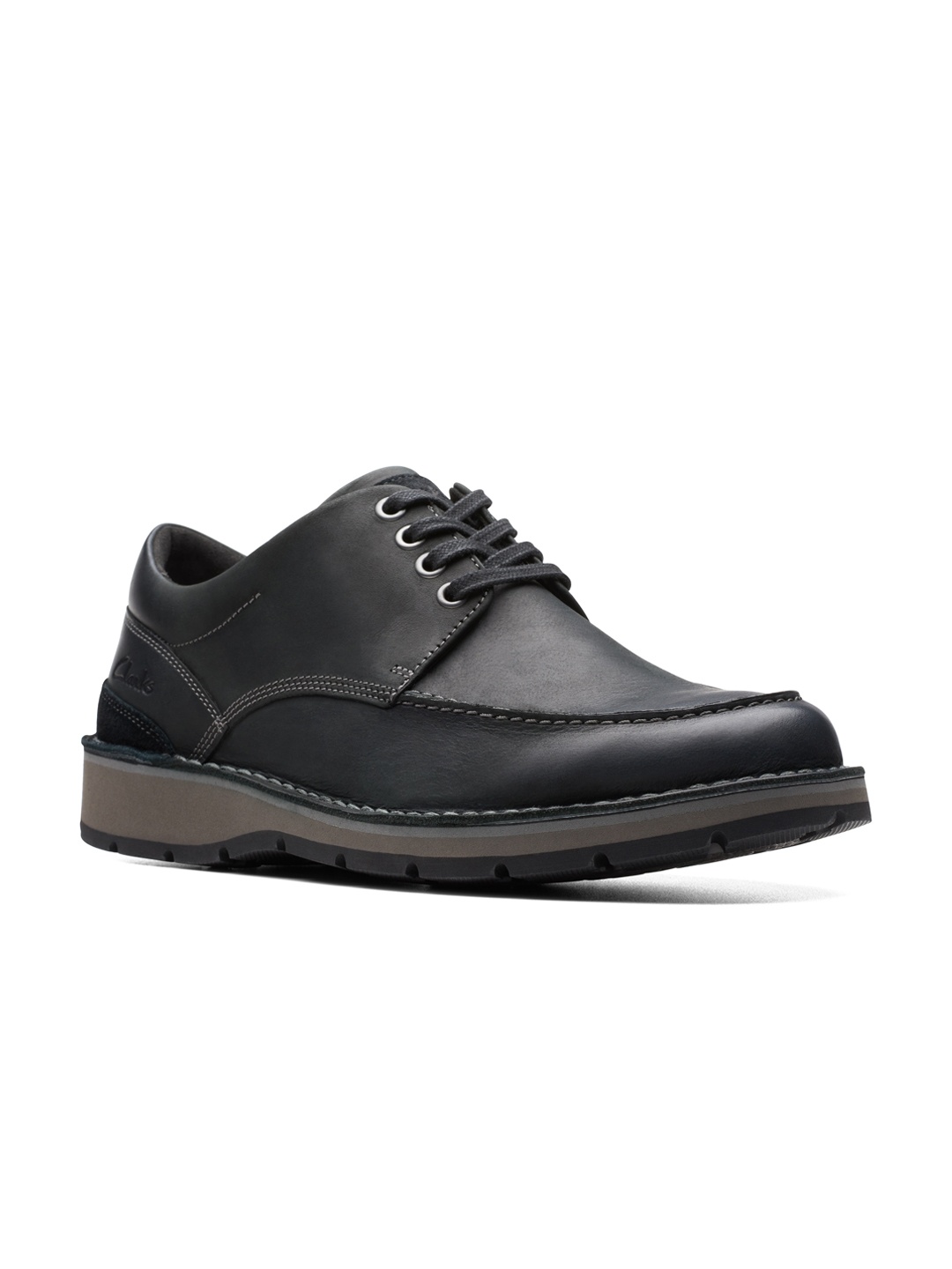 

Clarks Men Gravelle Low Comfort Insole Leather Sneakers, Black