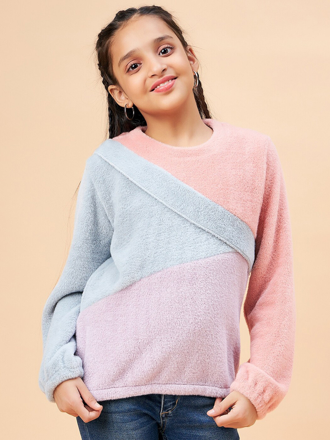 

Ben & Joe Girls Colourblocked Fur Fleece Pullover, Peach