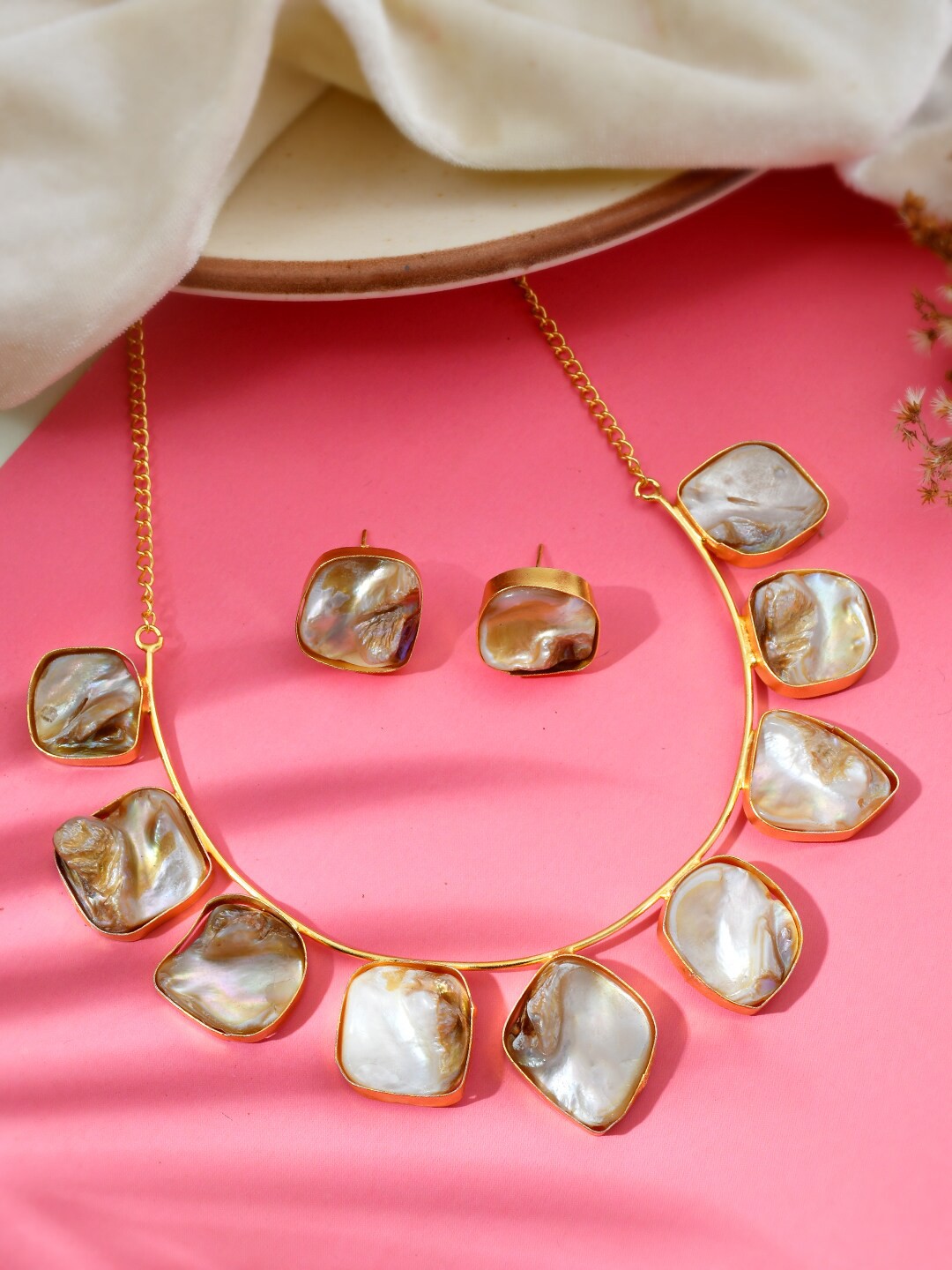 

Sanjog Gold-Plated Stone Studded Enamel Necklace & Earrings