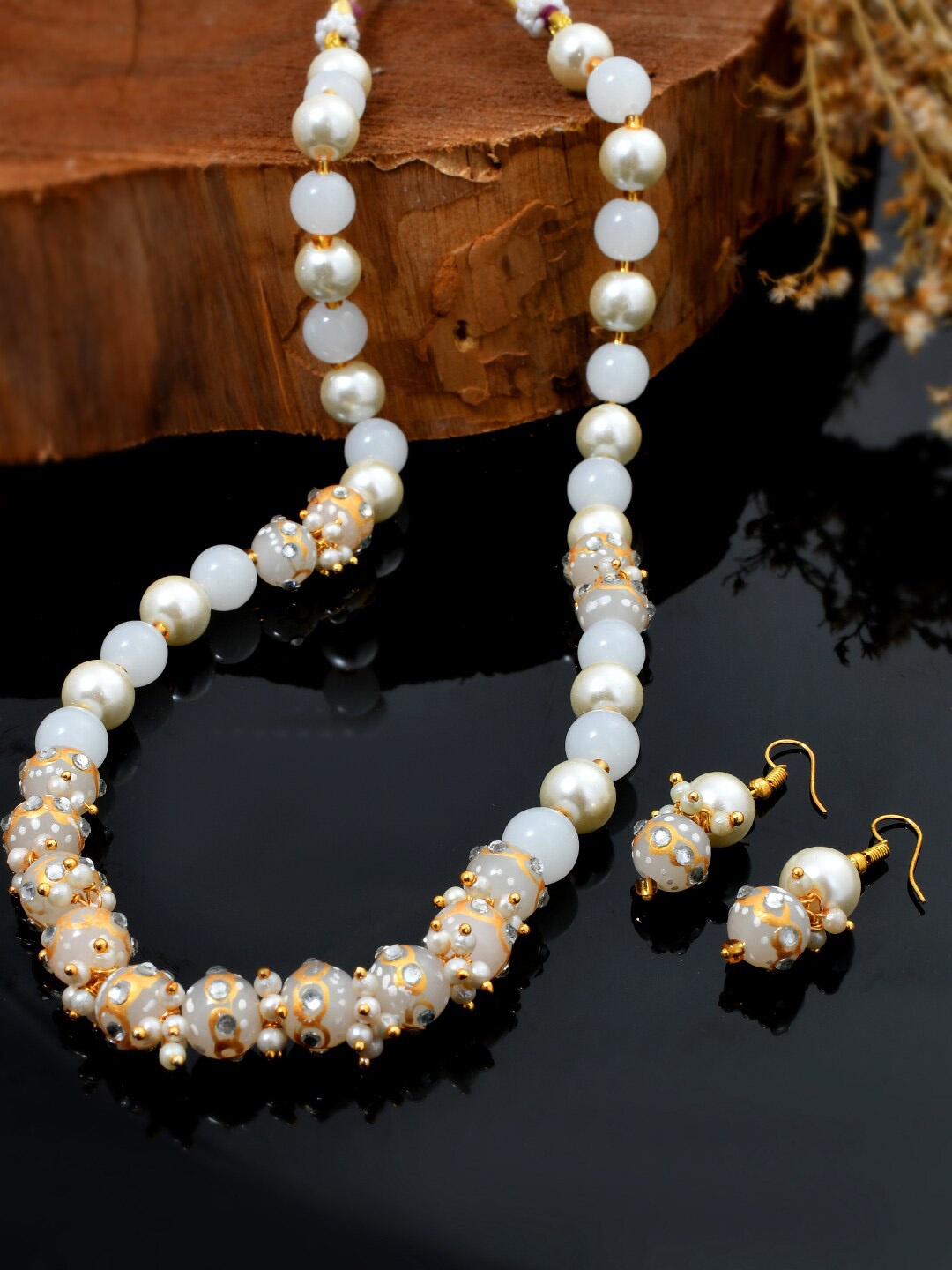 

Sanjog Gold-Plated Stone Studded & Beaded Necklace & Earrings