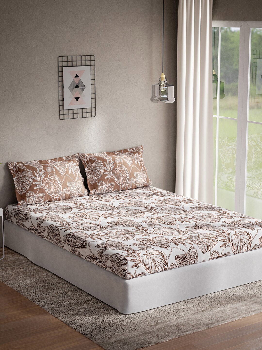 

DDecor Brown & White Floral Cotton 144 TC Queen Bedsheet With 2 Pillow Covers
