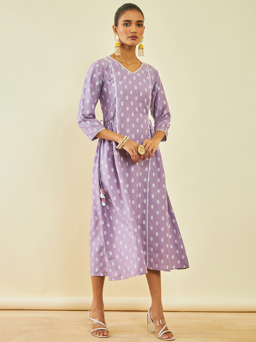 

Soch Ethnic Motifs Printed A-Line Midi Ethnic Dresses, Purple
