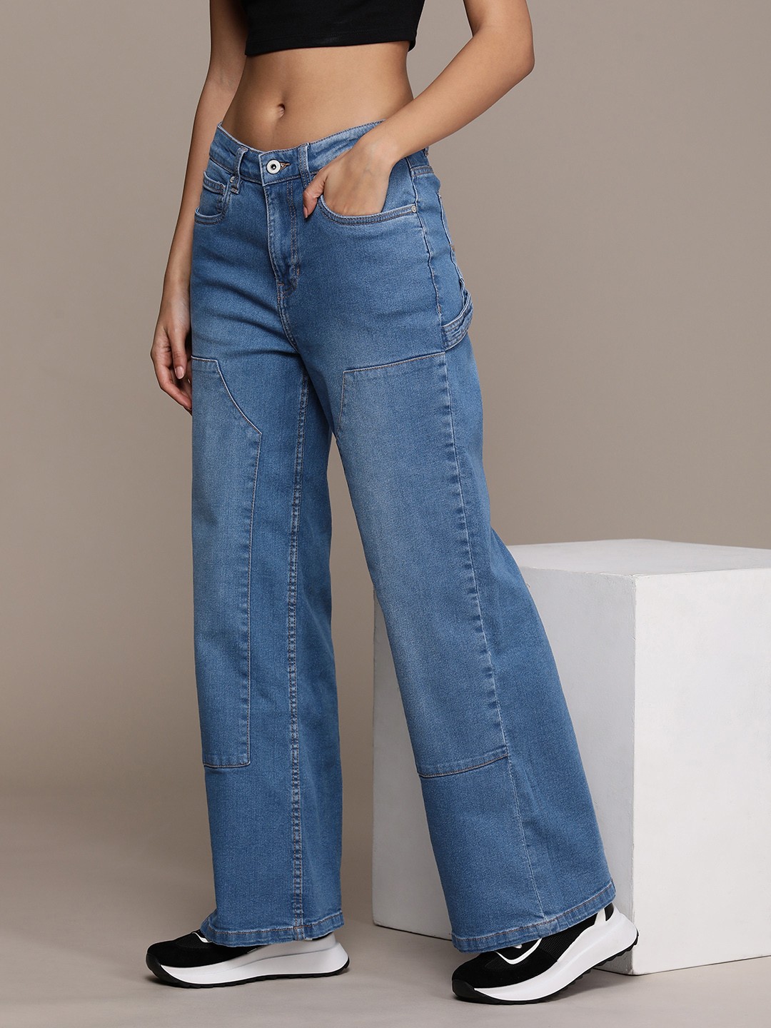 

The Roadster Life Co. Women Wide Leg Light Fade Stretchable Jeans, Blue