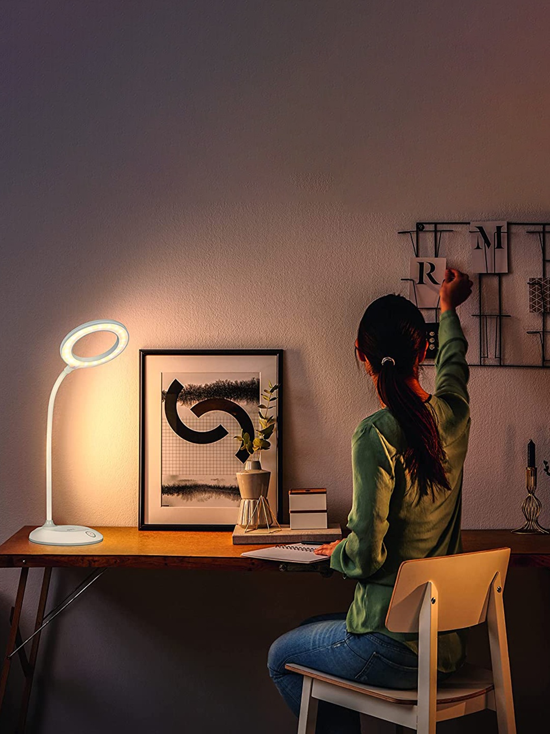 

Philips White 5W Orbit Rechargeable Table Lamp