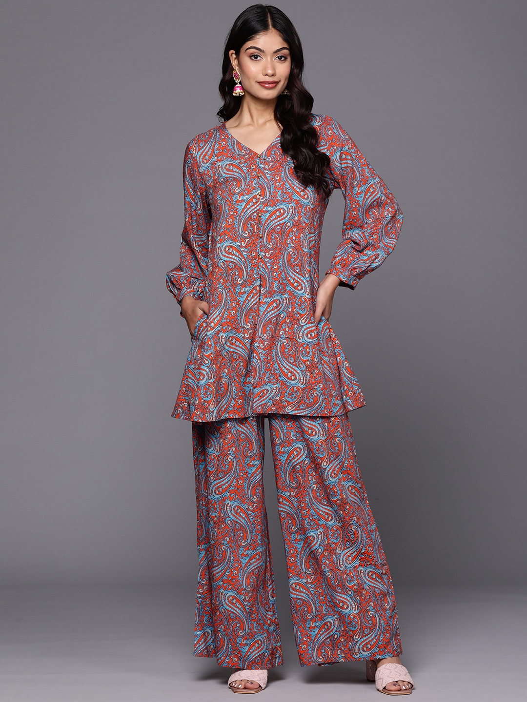 

Ahalyaa Women Printed Tunic with Palazzos, Blue