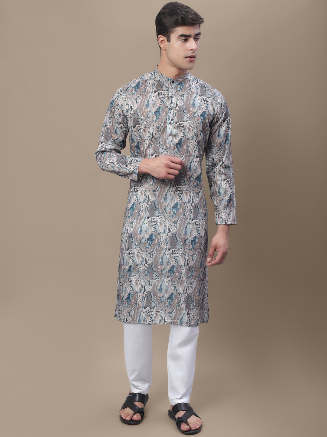 

tee projekt Quirky Thread Work Khadi Kurta, Grey