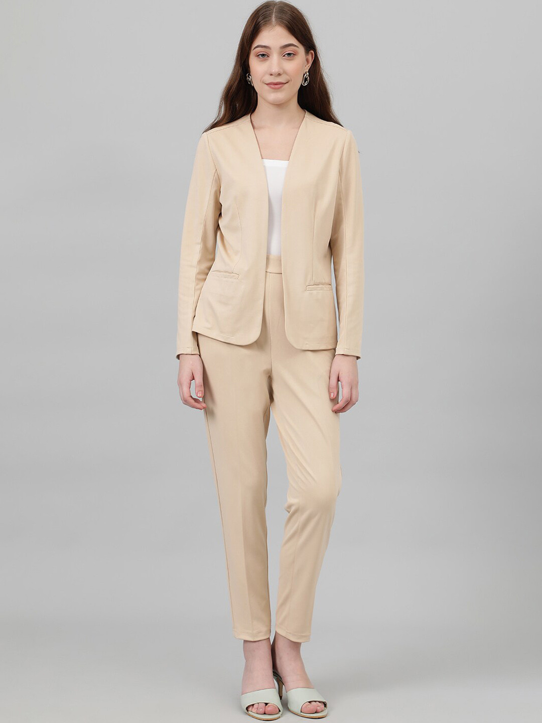 

Kotty Beige Blazer With Trouser