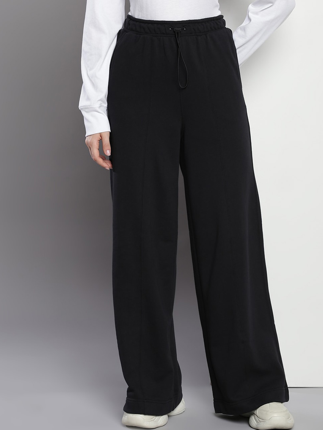 

Calvin Klein Women Regular Fit Mid-Rise Cotton Parallel Trousers, Black