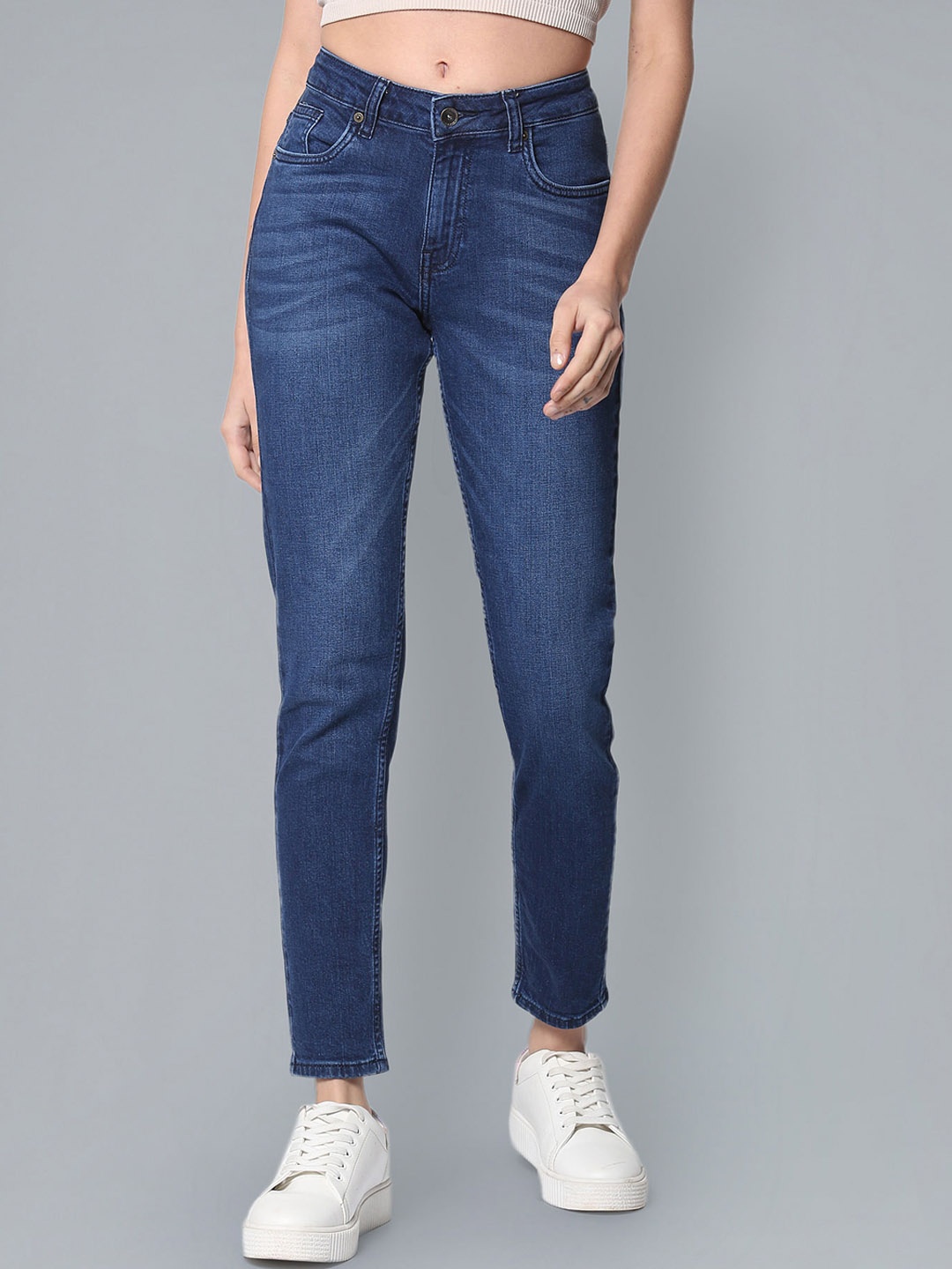 

Flying Machine Women Skinny Fit Clean Look Light Fade Stretchable Jeans, Blue