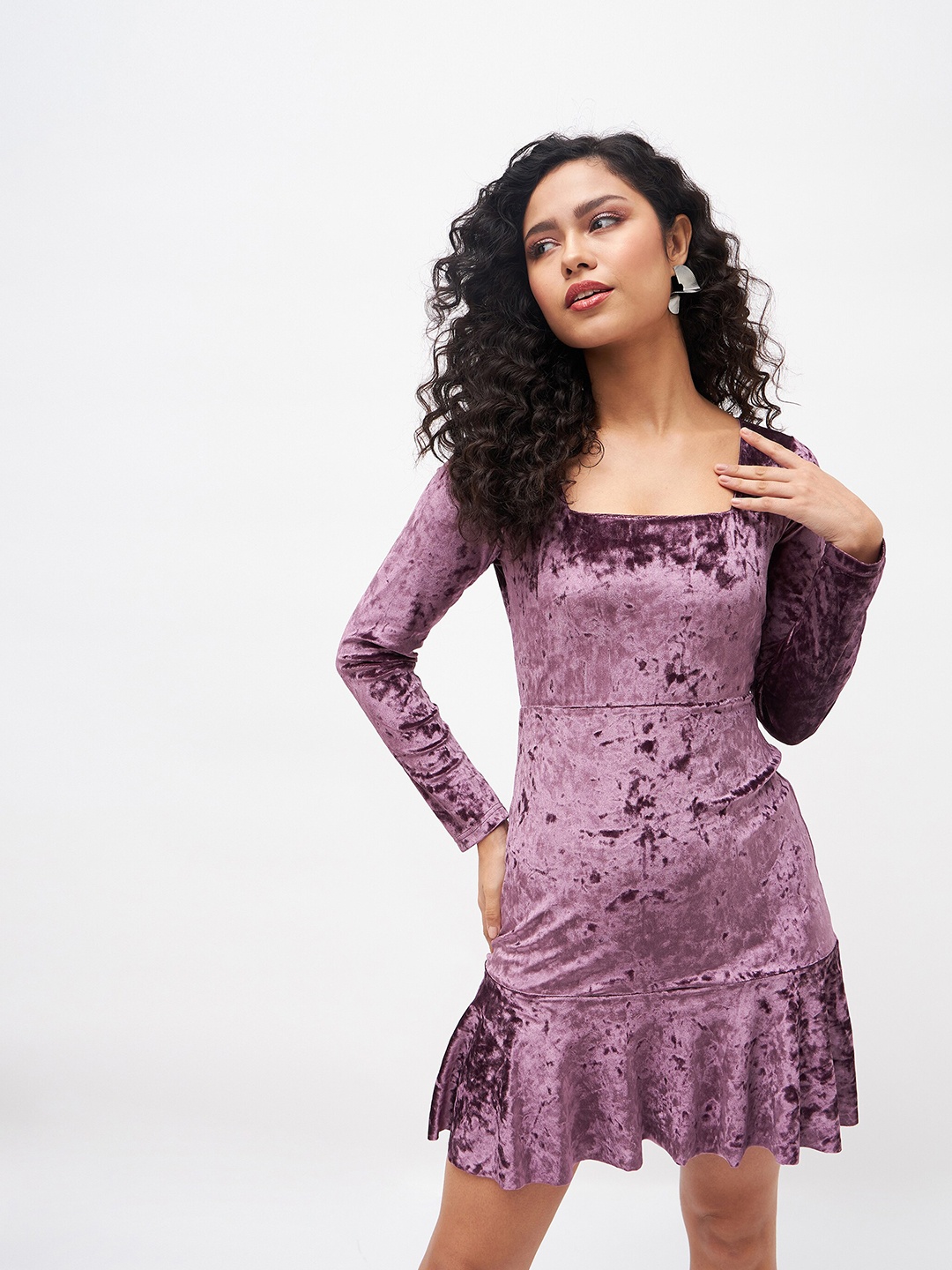 

SASSAFRAS Purple Velvet Bodycon Dress