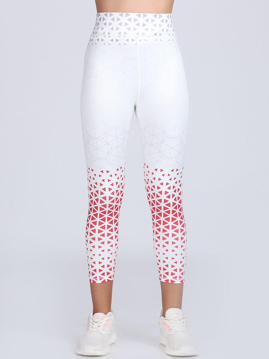 

Apraa & Parma Women Geometric Printed Cropped Training Tights, White