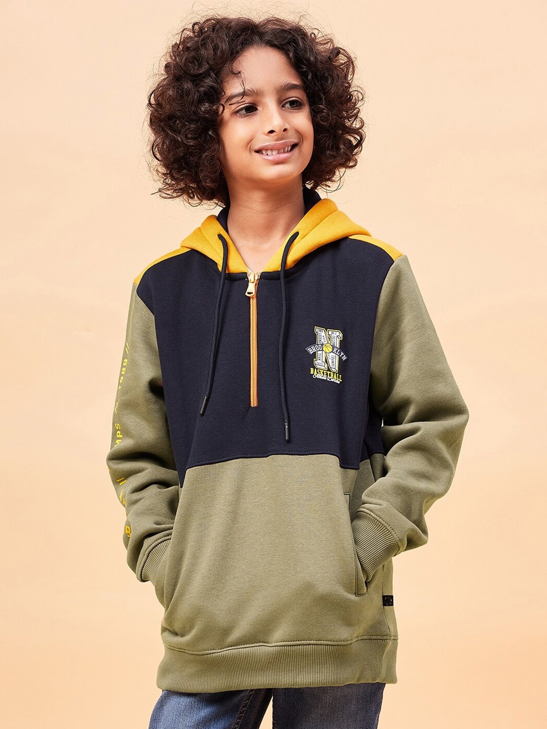 

Ben & Joe Boys Colourblocked Hooded Antimicrobial Front-Open Sweatshirt, Olive