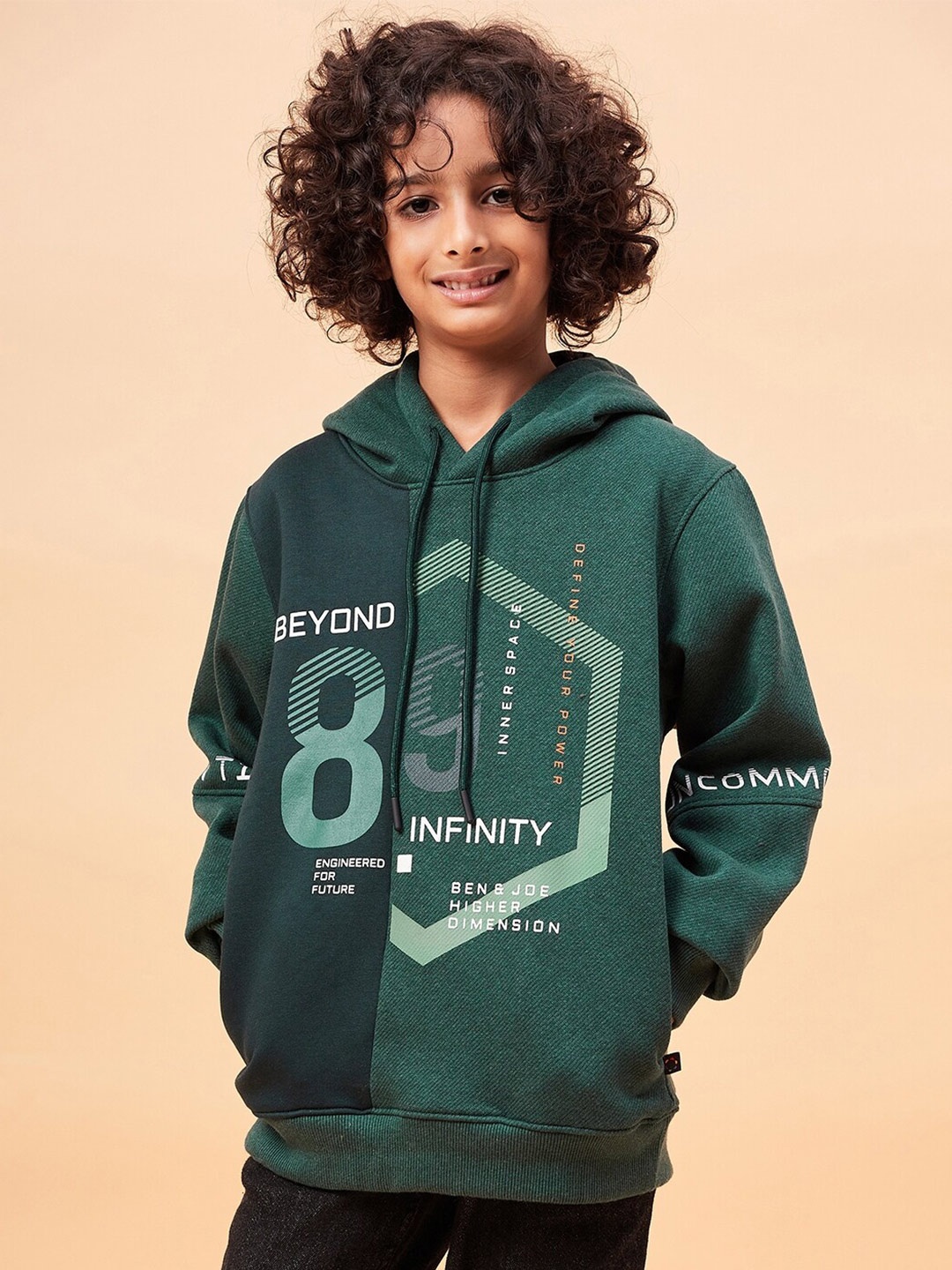 

Ben & Joe Boys Typography Printed Hooded Antimicrobial Fleece Pullover, Green