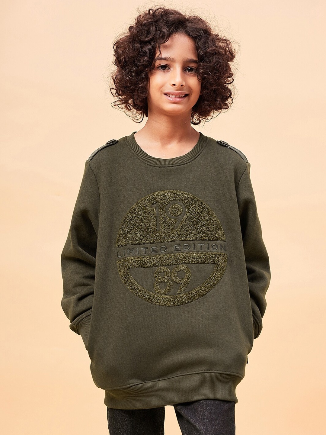 

Ben & Joe Boys Typography Printed Antimicrobial Fleece Pullover, Green