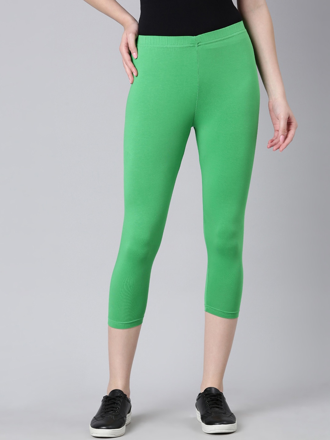 

DIXCY SCOTT Slimz Women Three-Fourth Length Leggings, Green