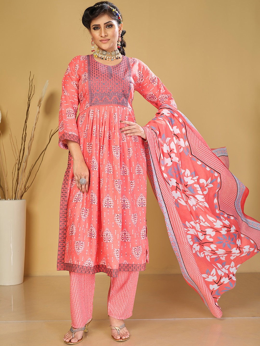 

KALINI Ethnic Motifs Printed Empire Thread Work Kurta with Trousers & With Dupatta, Pink