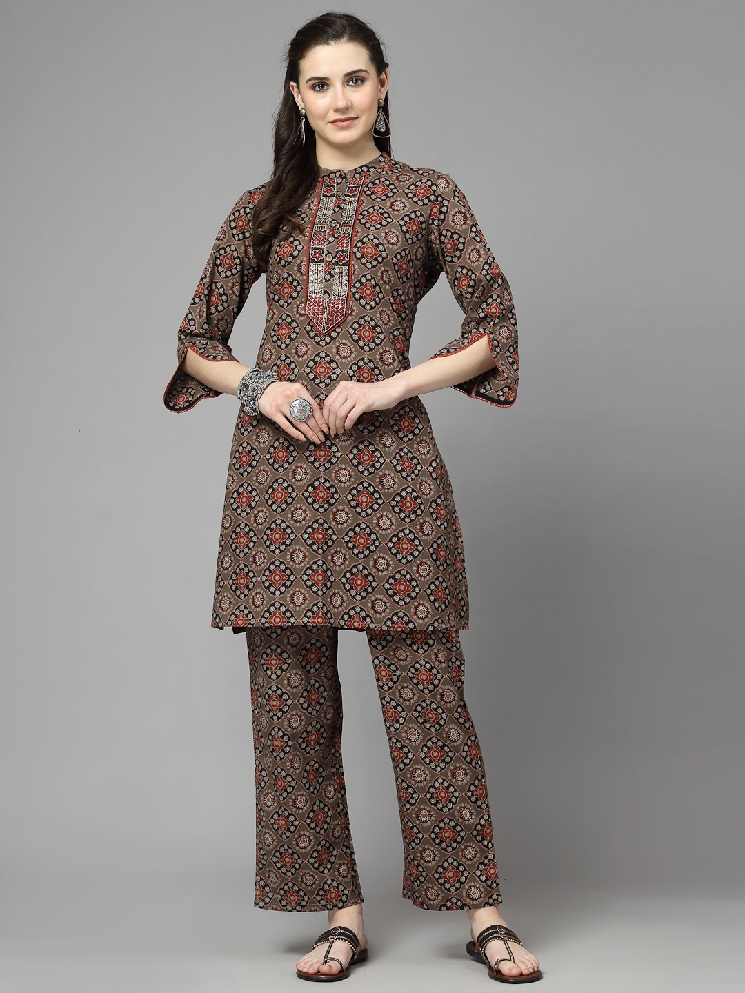 

Nayam By Lakshita Women Ethnic Motifs Printed Regular Kurta with Palazzos, Brown