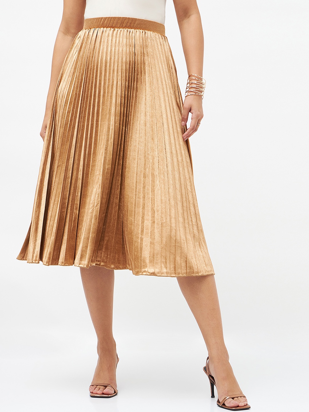 

SASSAFRAS Velvet Gathered Or Pleated Flared Midi Skirt, Gold