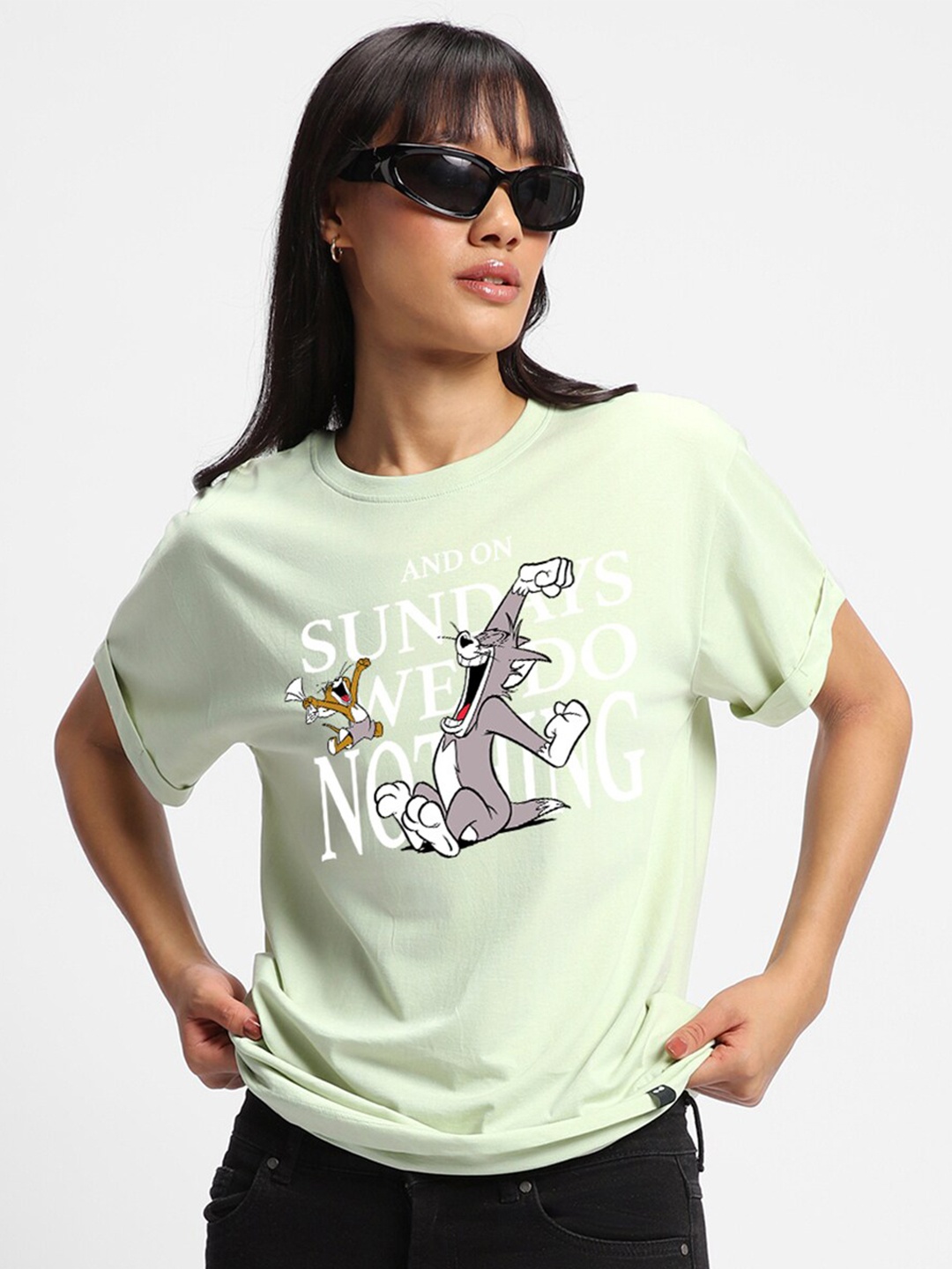 

Bewakoof Green Tom & Jerry Printed Short Sleeves Pure Cotton Relaxed Fit T-shirt
