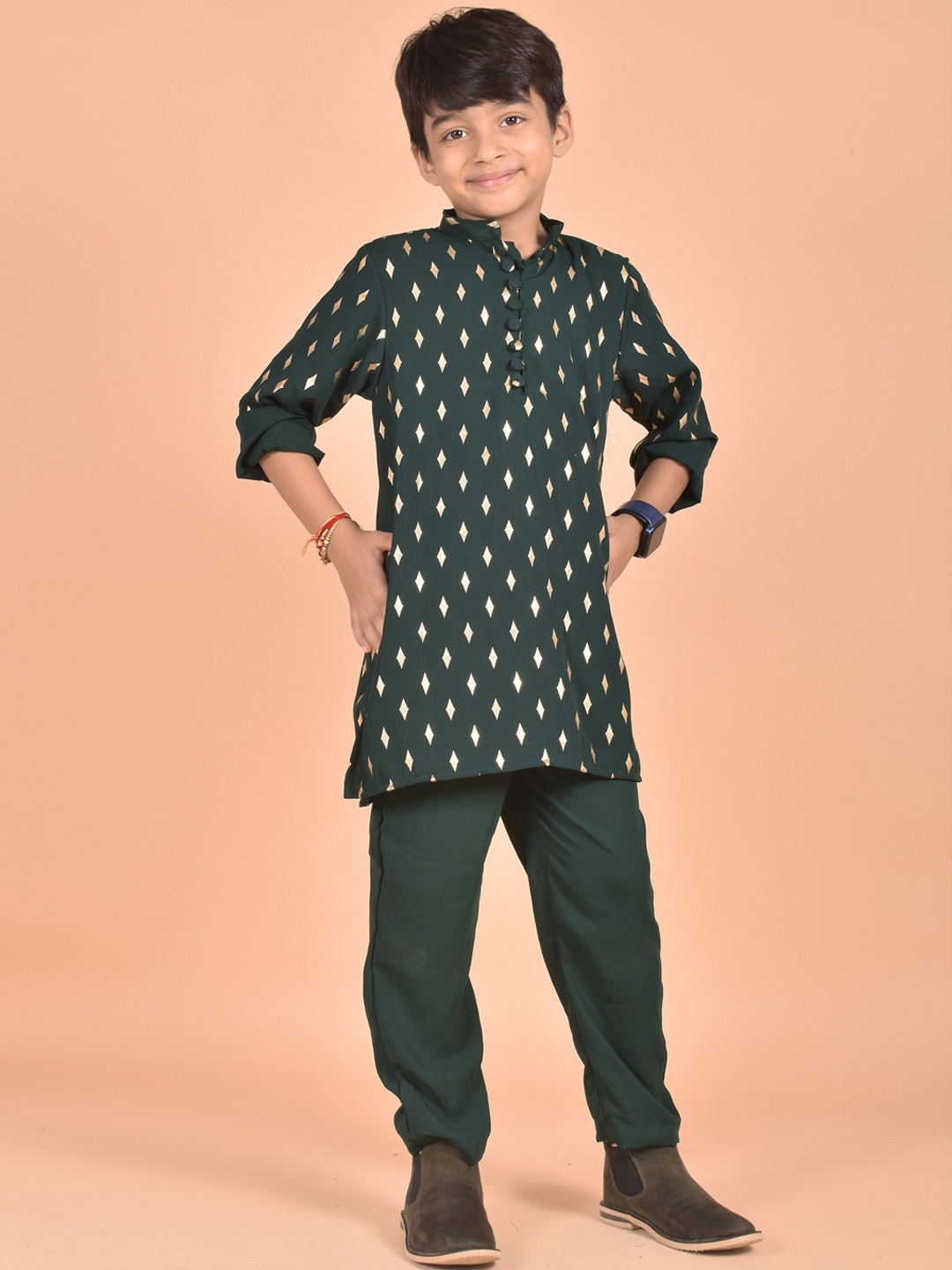 

misbis Boys Geometric Printed Mandarin Collar Kurti with Trousers, Green