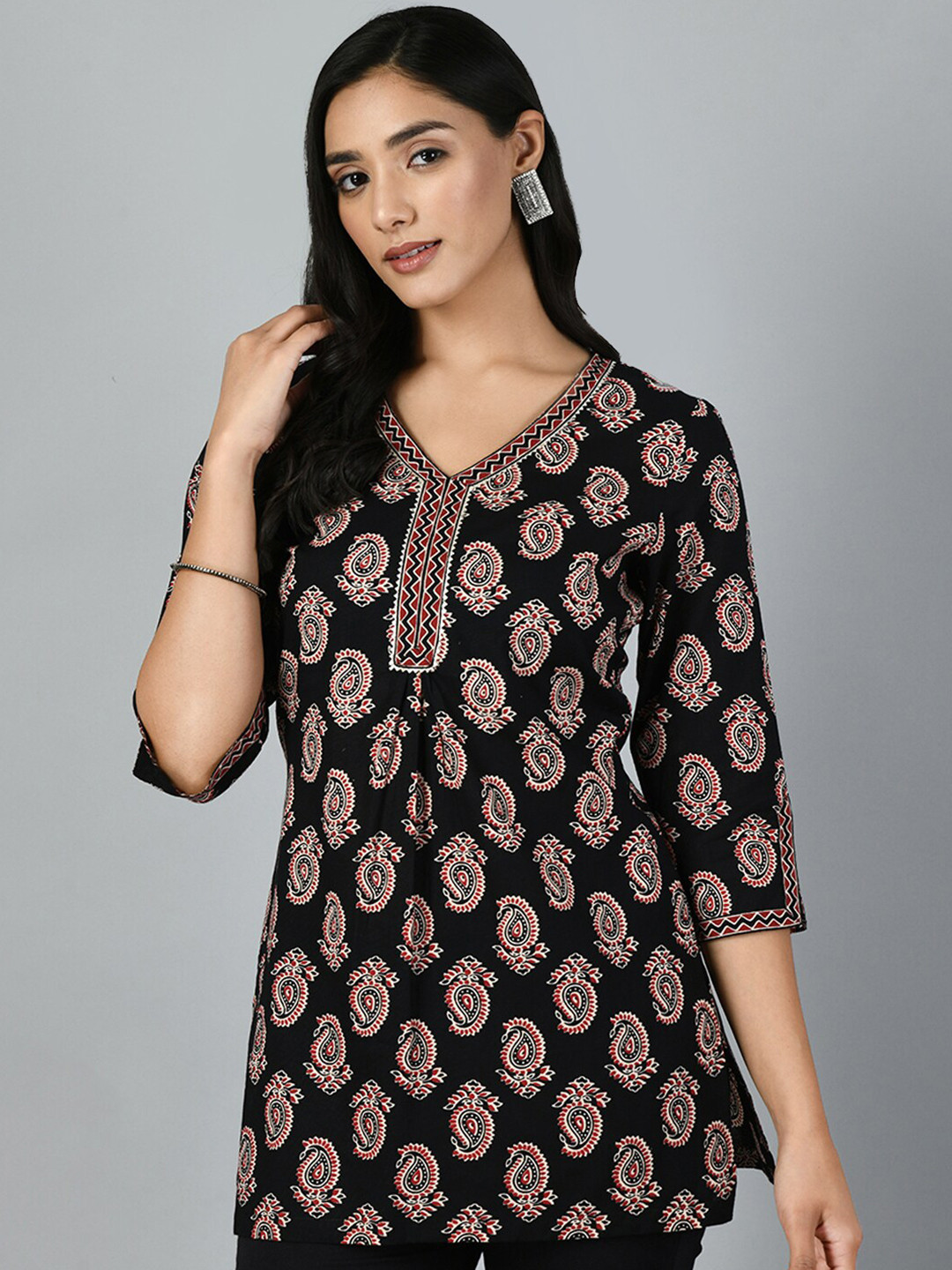 

MEESAN Ethnic Printed V-Neck Three-Quarter Sleeves Cotton Tunic, Black