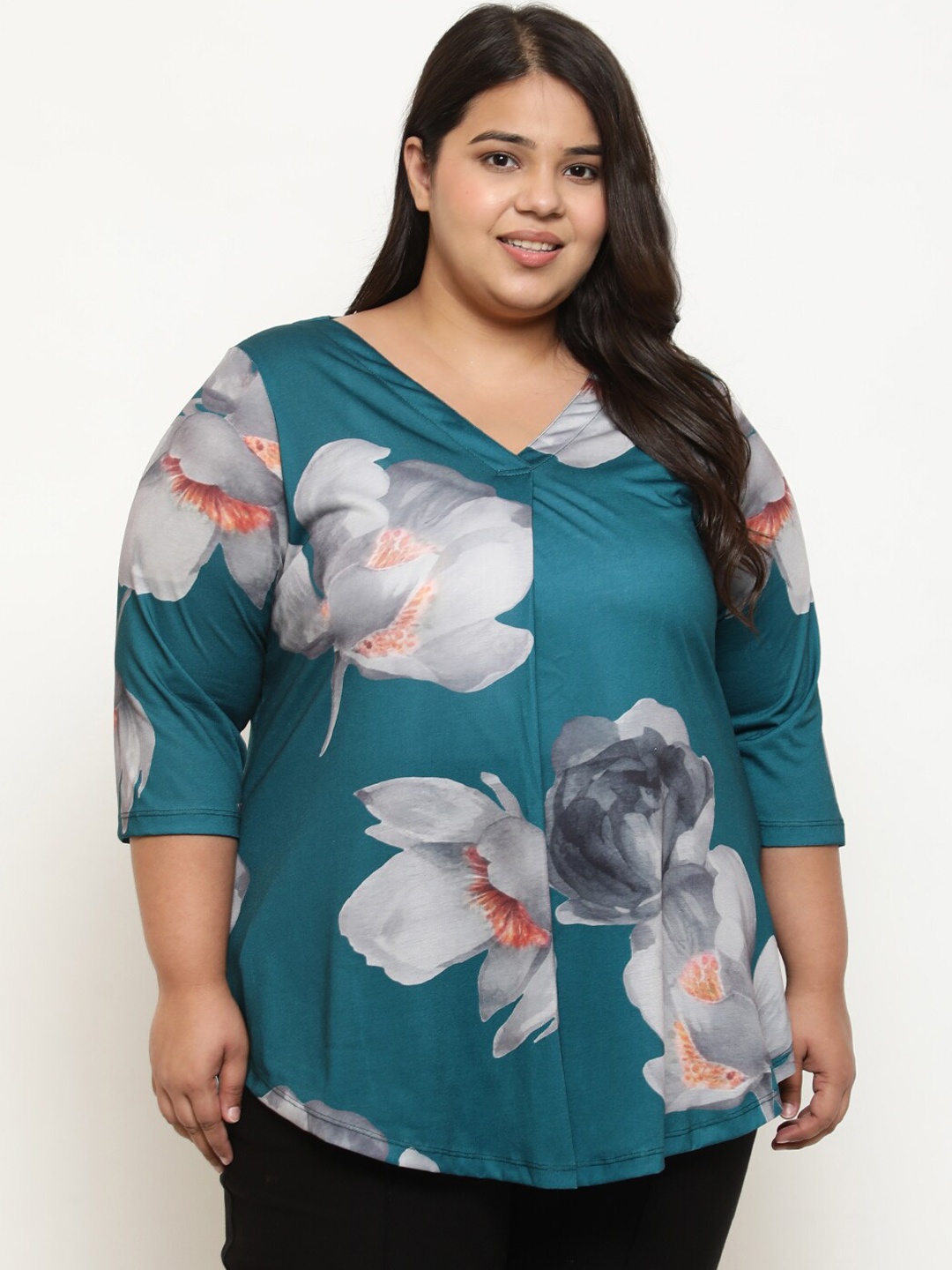 

Amydus Plus Size Floral Printed V-Neck Regular Top, Green