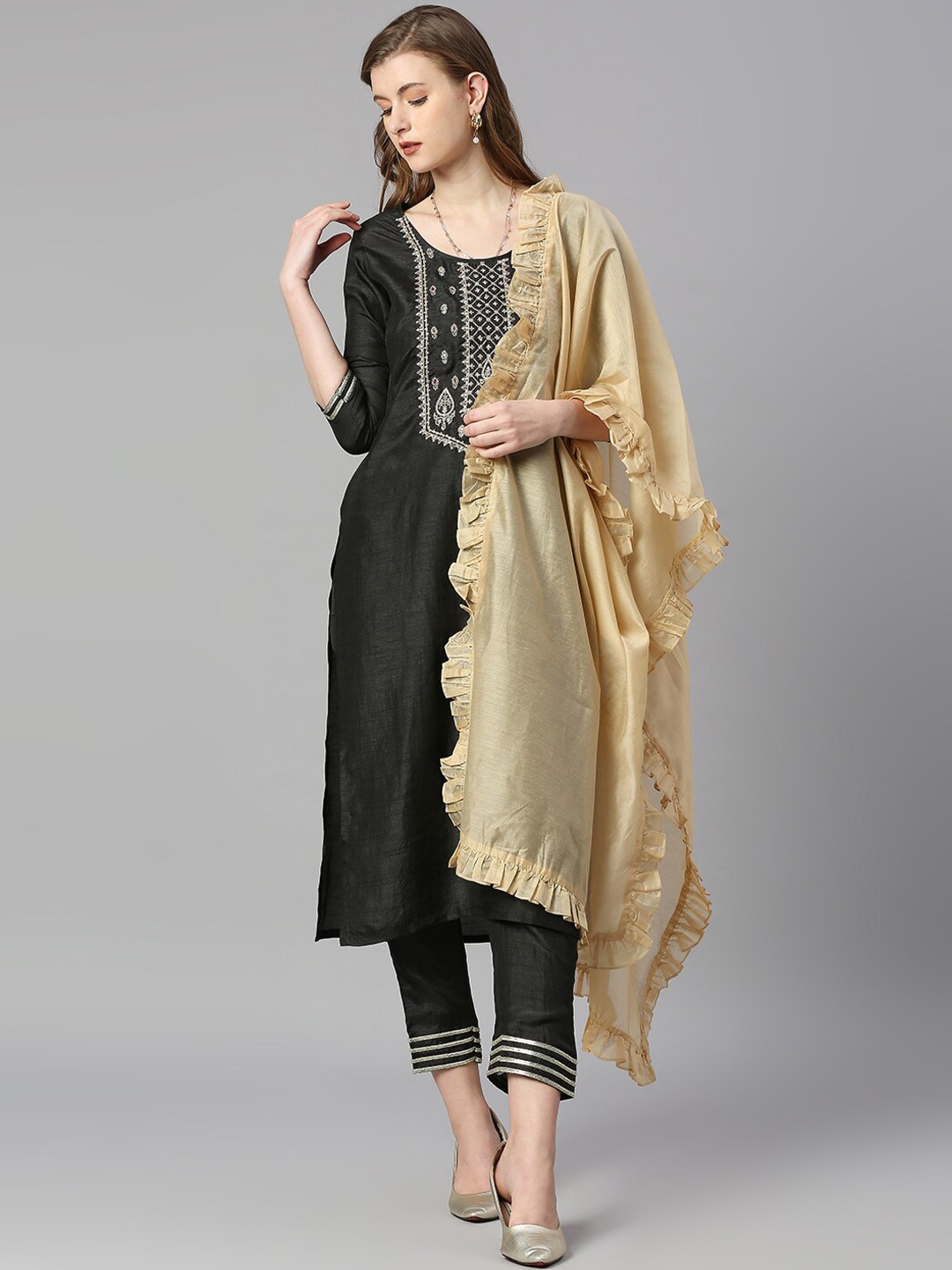 

BLACK SCISSOR Ethnic Motifs Embroidered Kurta With Trousers & Dupatta