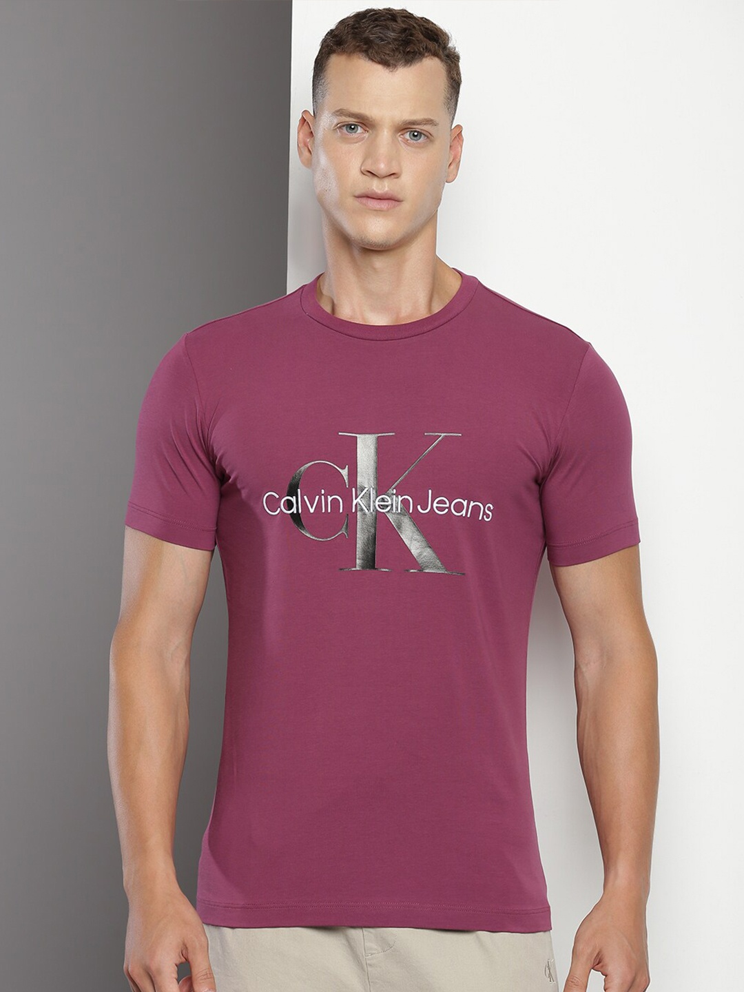 

Calvin Klein Typography Printed Cotton Slim Fit T-shirt, Maroon