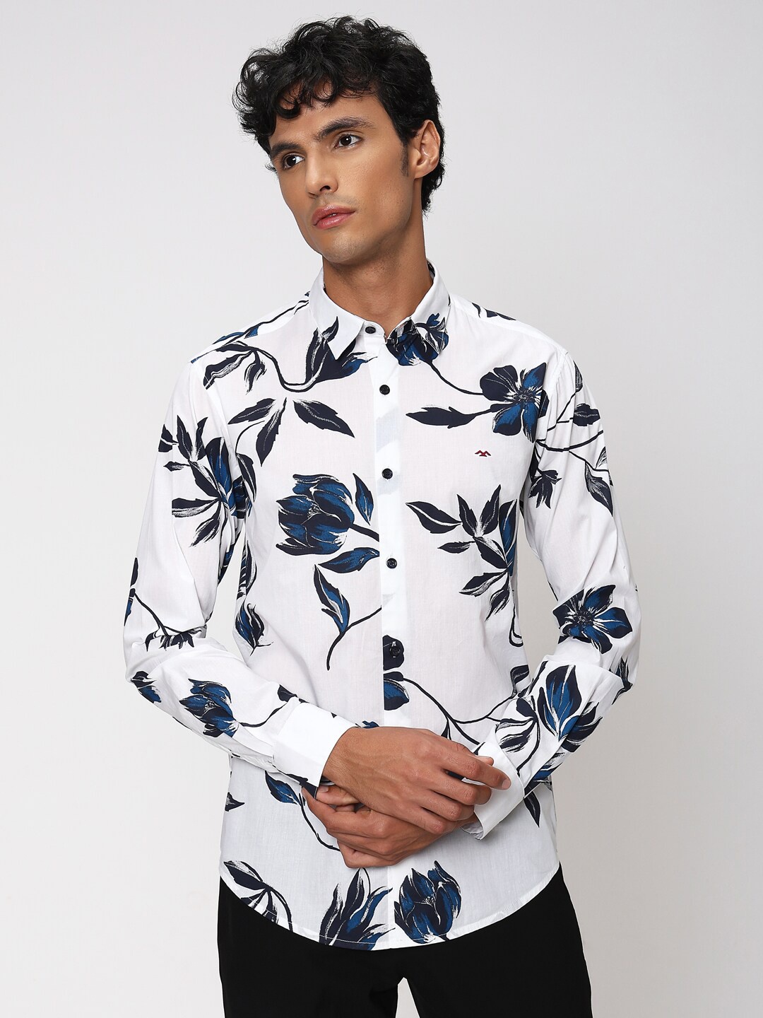 

Mufti Classic Slim Fit Floral Printed Pure Cotton Casual Shirt, White