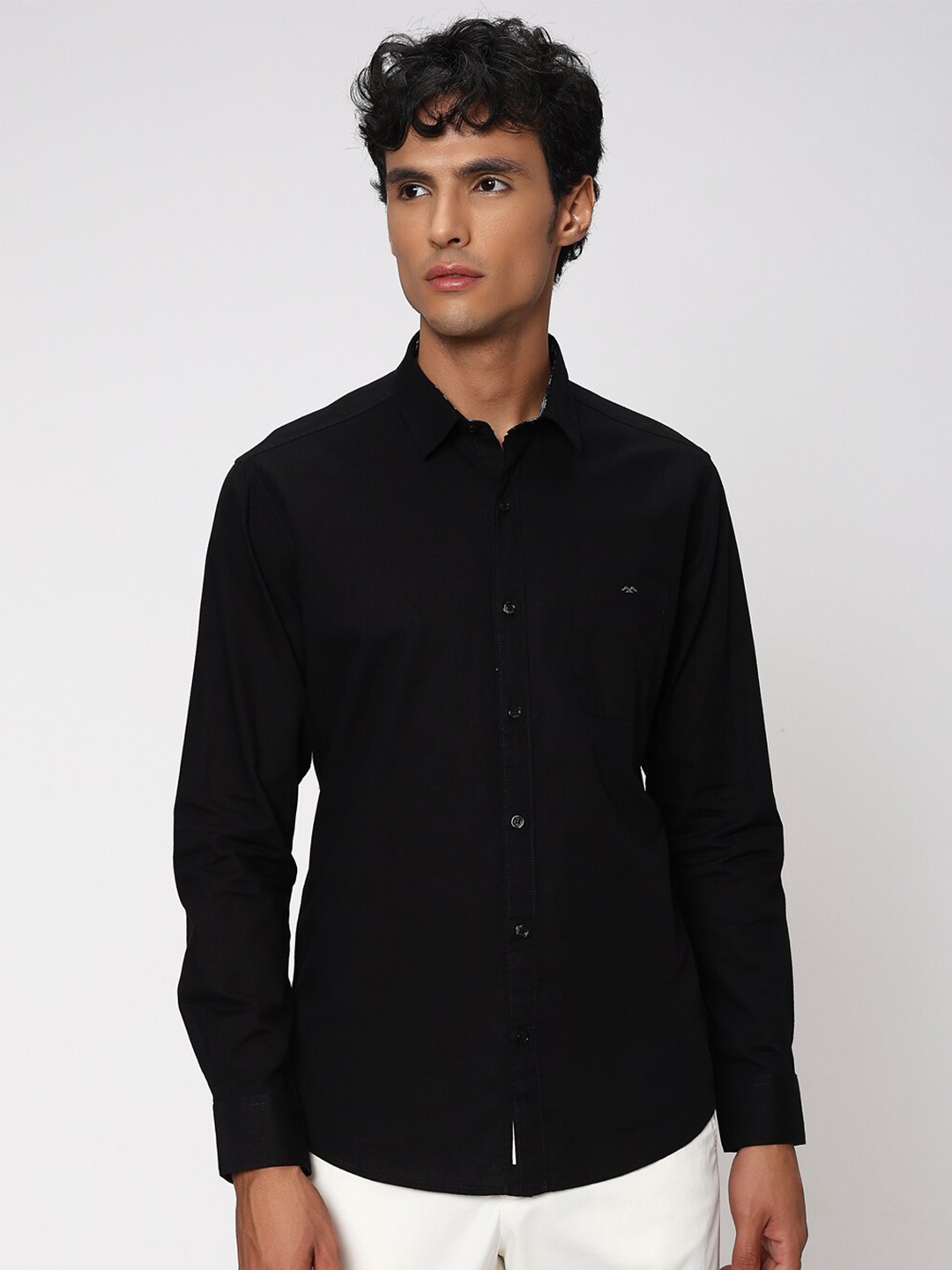 

Mufti Classic Slim Fit Cotton Linen Casual Shirt, Black