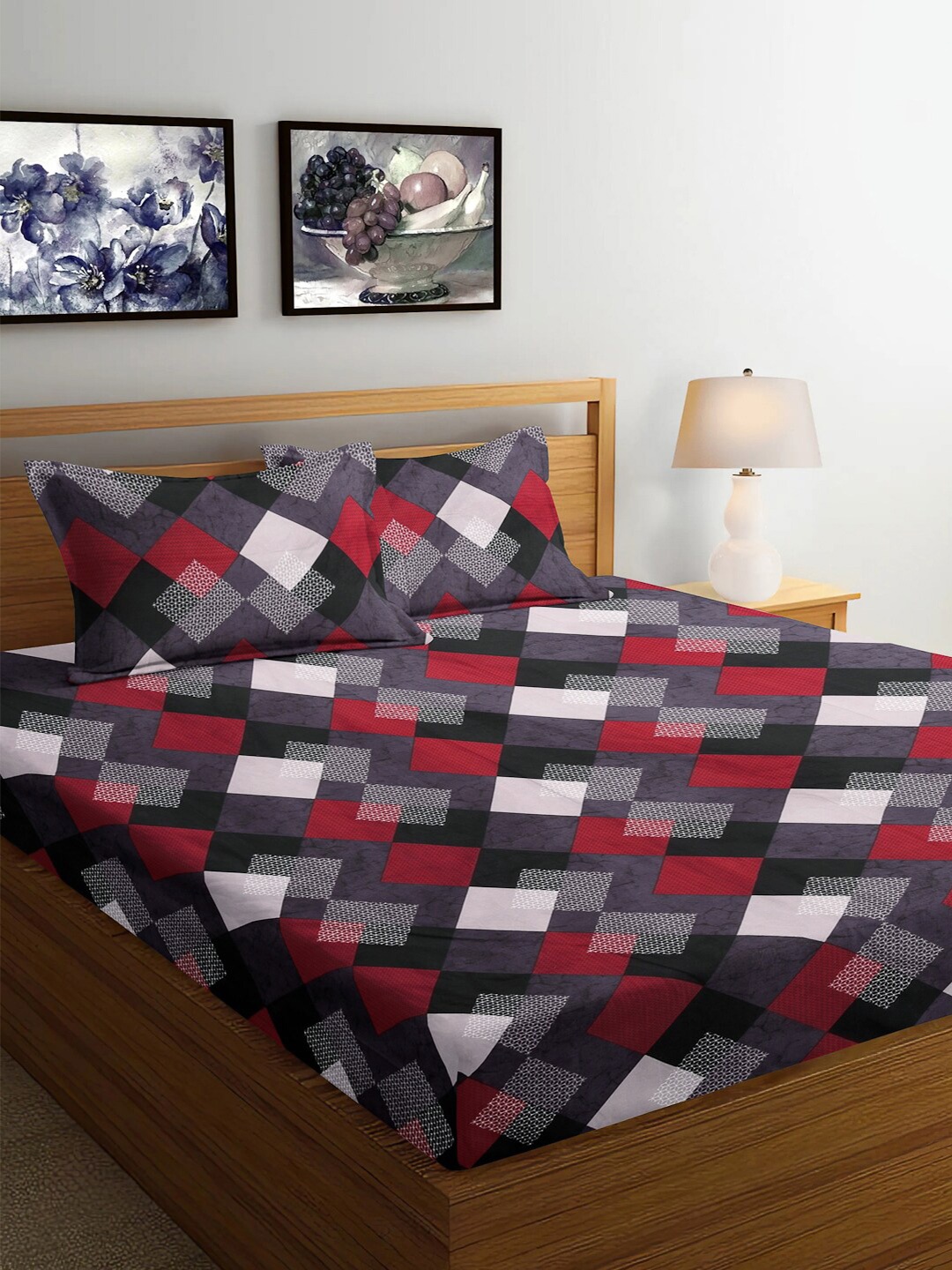 

FABINALIV Grey & Purple Geometric Print 300 TC King Size Bedsheet & 2 Pillow Covers