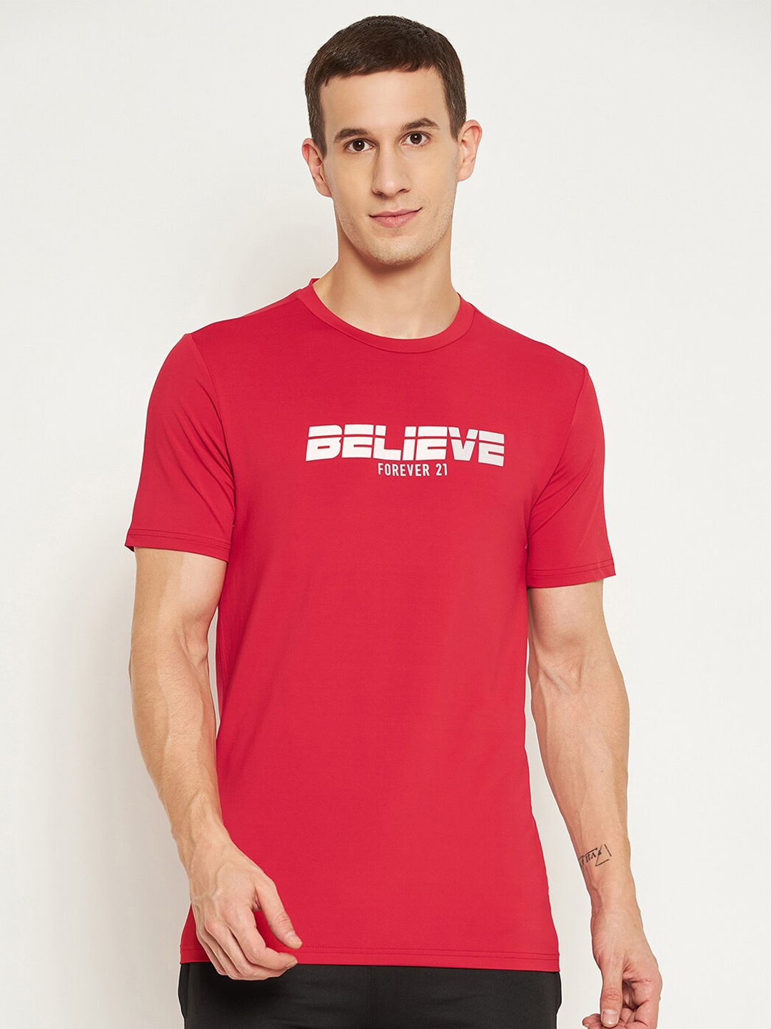 

PERFKT-U Typography Printed Antimicrobial Sports T-shirt, Red