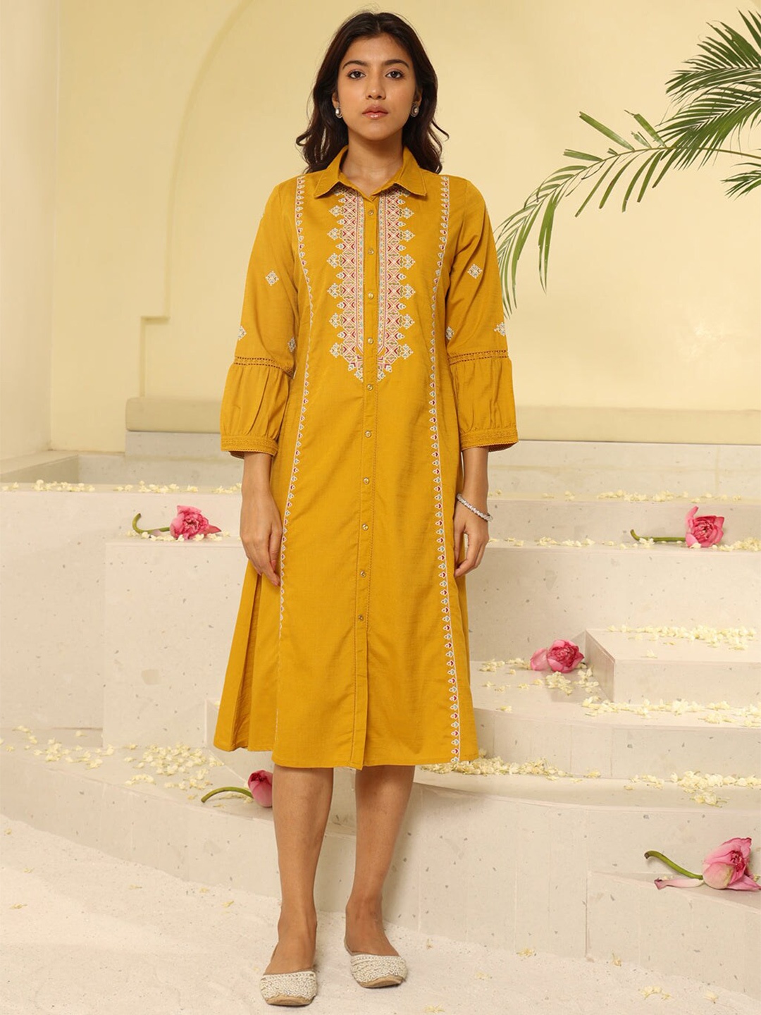 

Lakshita Embroidered Ethnic Shirt Dress, Yellow