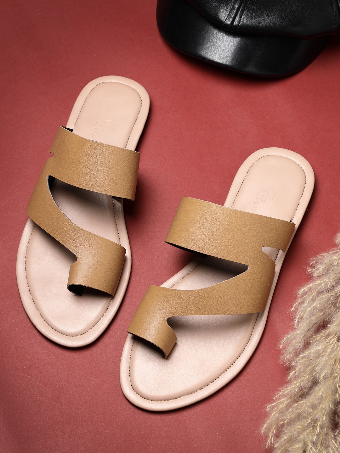 

ELANBERG No Back Strap One Toe Flats, Brown