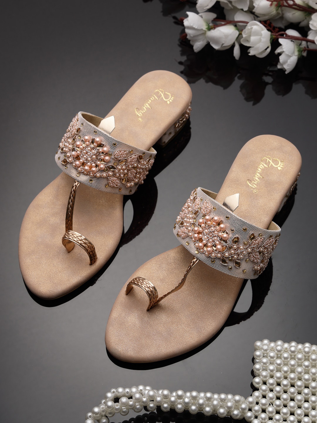 

ELANBERG Ethnic Embellished One Toe Flats, Pink