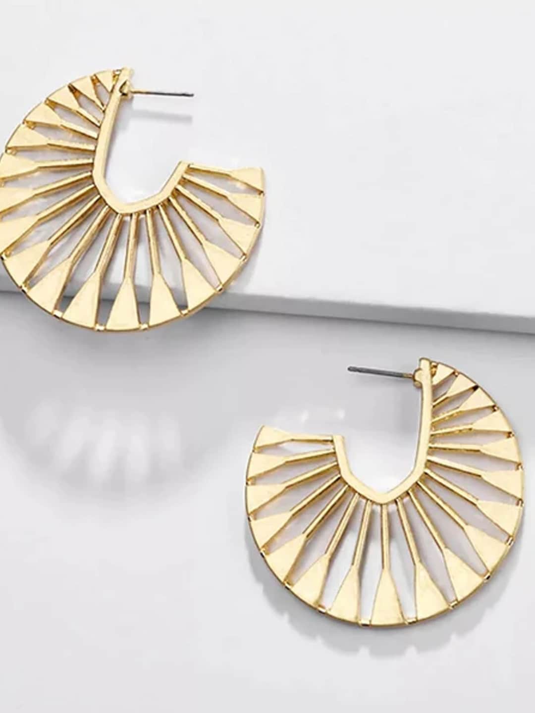 

OOMPH Contemporary Half Hoop Earrings, Gold