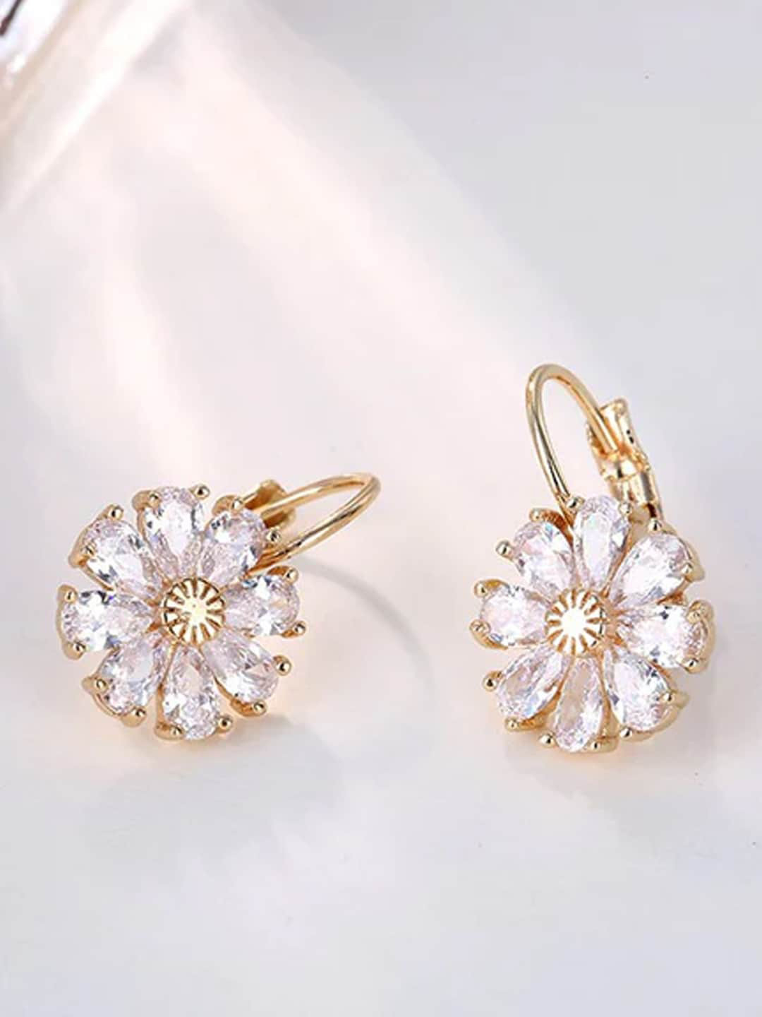

OOMPH Floral Drop Earrings, Gold