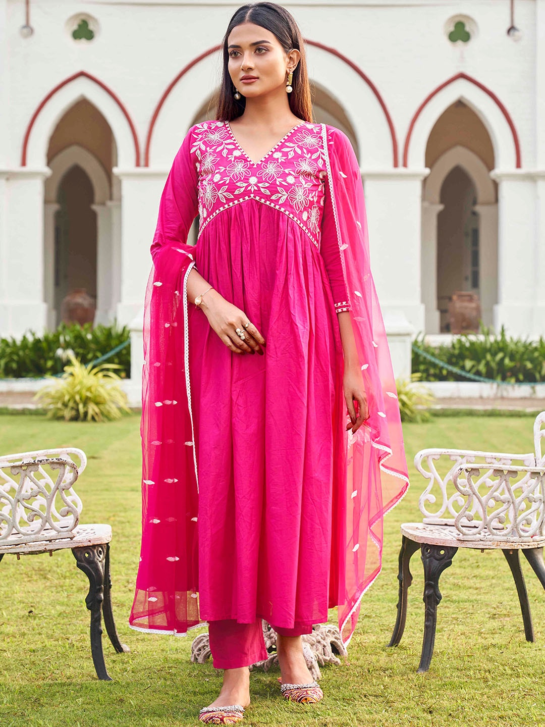 

Tikhi Imli Floral Yoke Design Empire Thread Work Pure Cotton Kurta With Trousers & Dupatta, Fuchsia