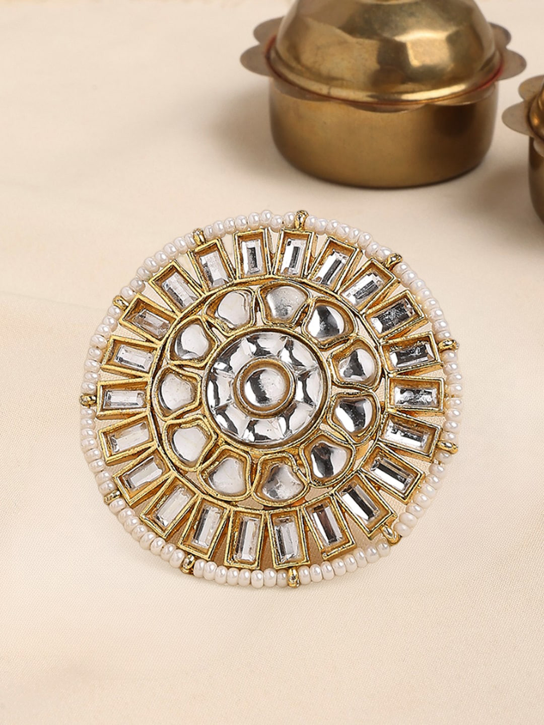 

OOMPH Gold-Plated Kundan Stone-Studded Adjustable Finger Ring