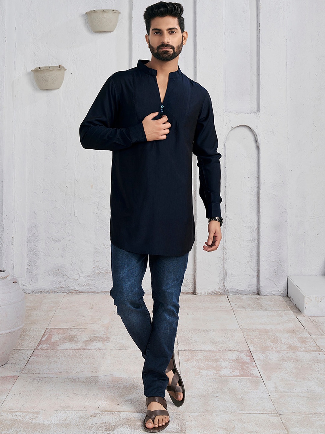 

Inddus Mandarin Collar Cotton Straight Kurta, Navy blue