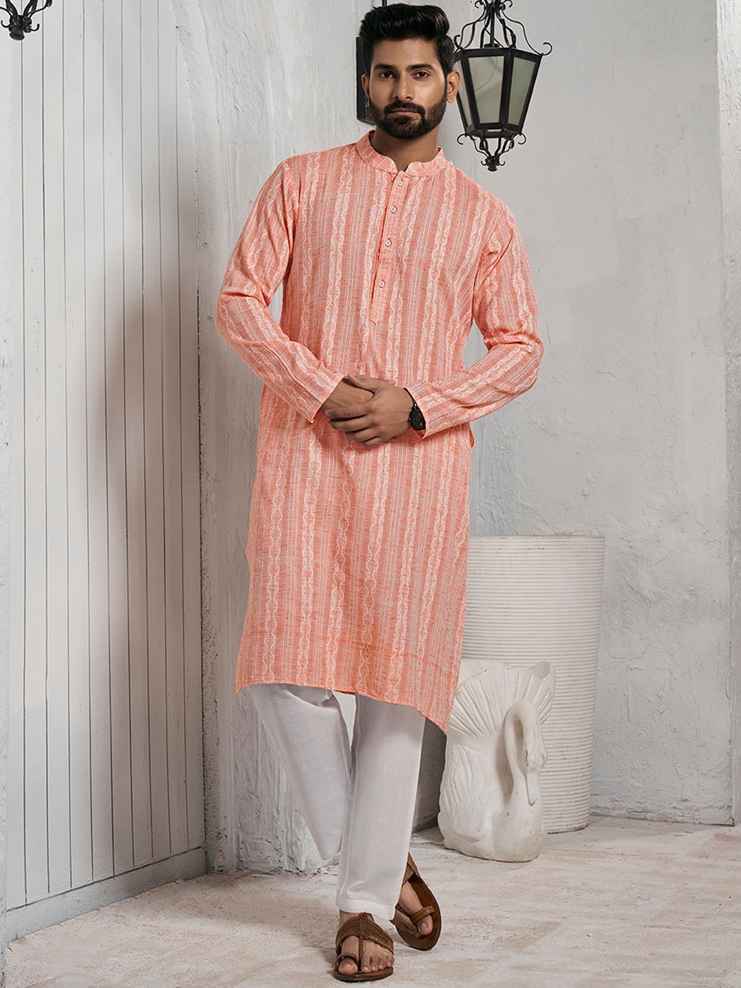 

Inddus Striped Mandarin Collar Cotton Straight Kurta, Peach