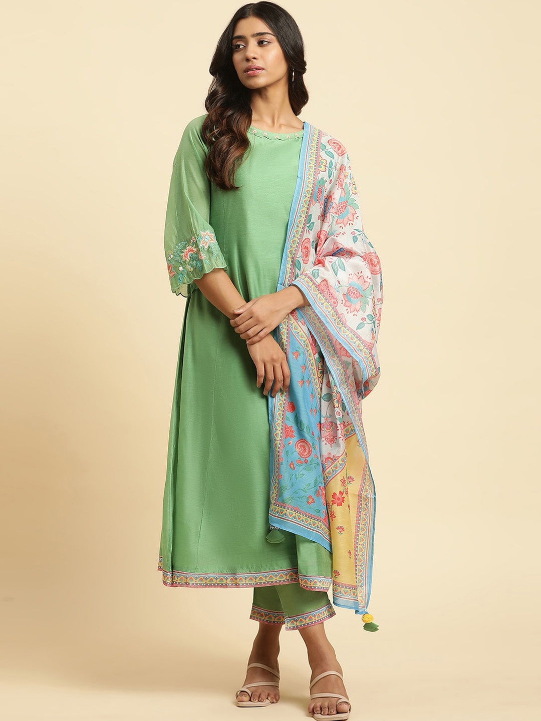 

W Round Neck Regular Thread Work Kurta With Trousers & Dupatta, Green