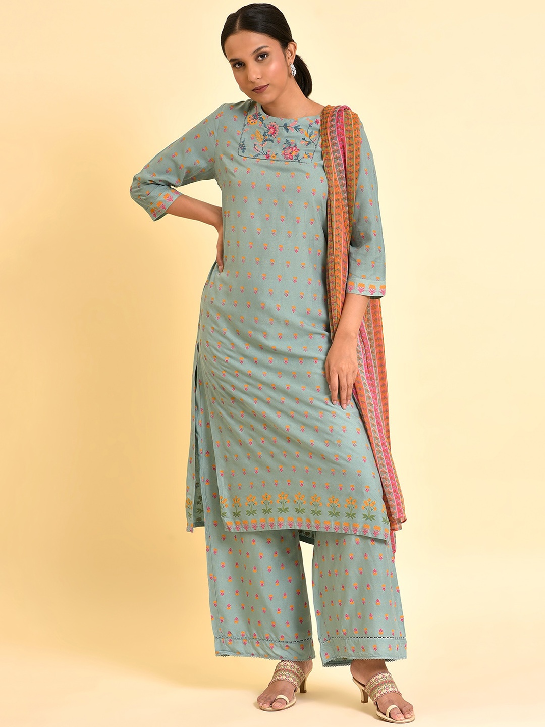 

W Floral Printed Regular Thread Work Kurta With Palazzos & Dupatta, Blue